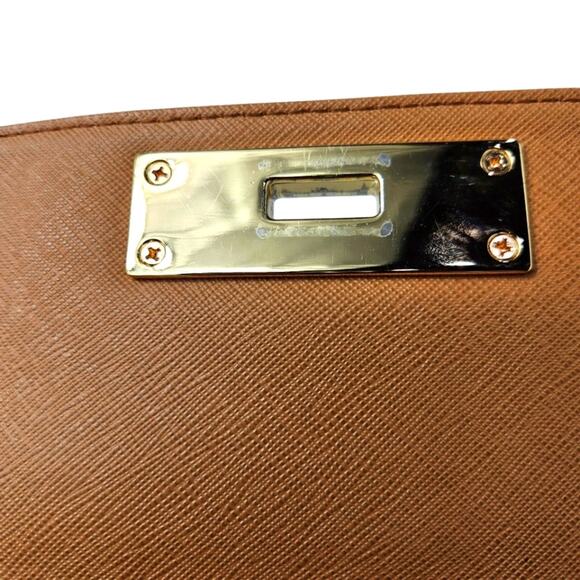 Michael Kors Callie Carry All Wallet - Picture 2 of 11